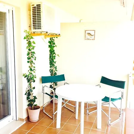 Cozy In Denia, 40 M² With Shared Pool