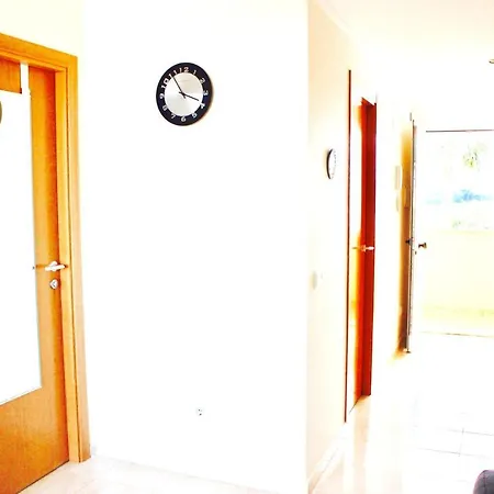 Apartamento With Shared Pool In 40 M² Mountain View Dénia