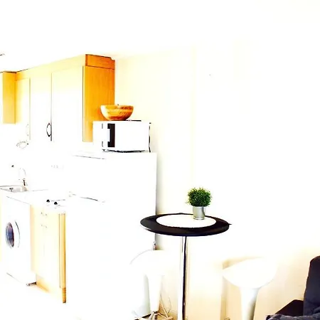 With Shared Pool In 40 M² Mountain View