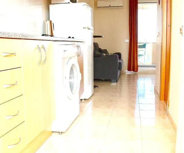 Апартаменти Cozy In Denia, 40 M² With Shared Pool