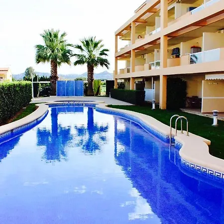 With Shared Pool In 40 M² Mountain View