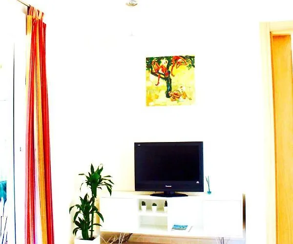 Cozy In Denia, 40 M² With Shared Pool *